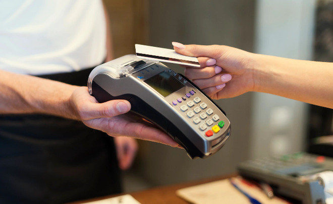 E-Banking (ATM/EDC): Optimalisasi Fitur Elektronik Perbankan